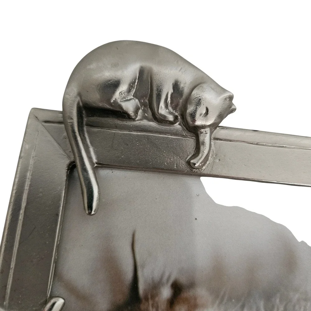 Silver-tone Pewter 3D Cat Picture Frame Whimsical Feline Tabletop Decor 4x6